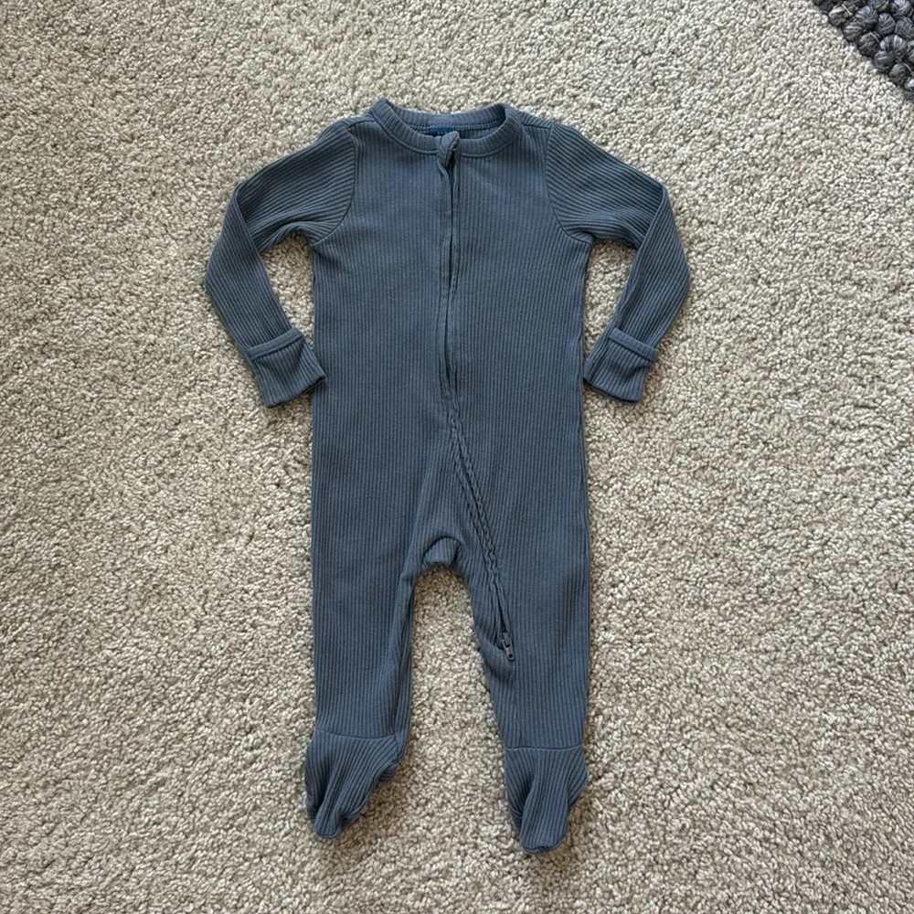 Old Navy Baby Zip Sleep & Play Footies - Set of Four 3-6 Month